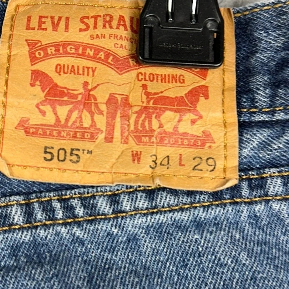 Levis 505 Jeans Mens 34X29 Blue Regular Fit Straight Leg 5 Pocket Red Tab Denim